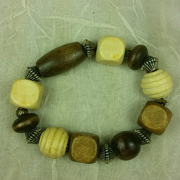 Boho Chunky Wood Bead Stretch Bracelet Natural Earthy Tribal Artisan Jewelry - Picture 4 of 4